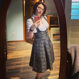 Meet your Posher, Liz